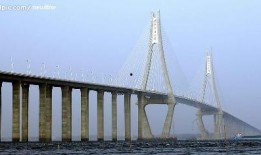 湛江跨海大桥最新爆料,最新工程进展揭秘，未来交通枢纽瞩目呈现