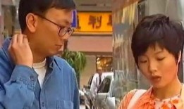 香港老头爆料新闻视频大全,揭秘新闻视频背后的真相与内幕